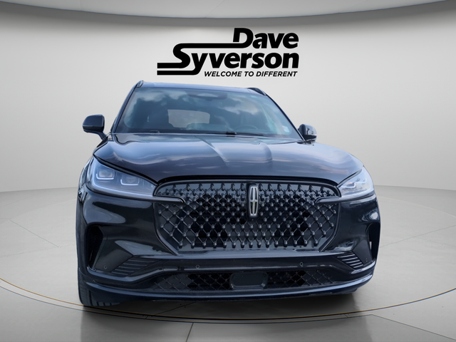 2026 Lincoln Aviator — side profile view