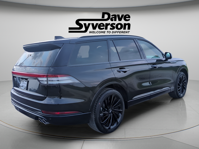2026 Lincoln Aviator — detail view