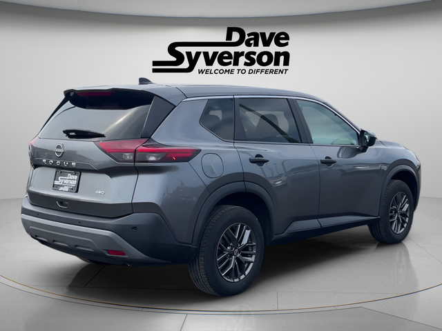 2023 Nissan Rogue — detail view
