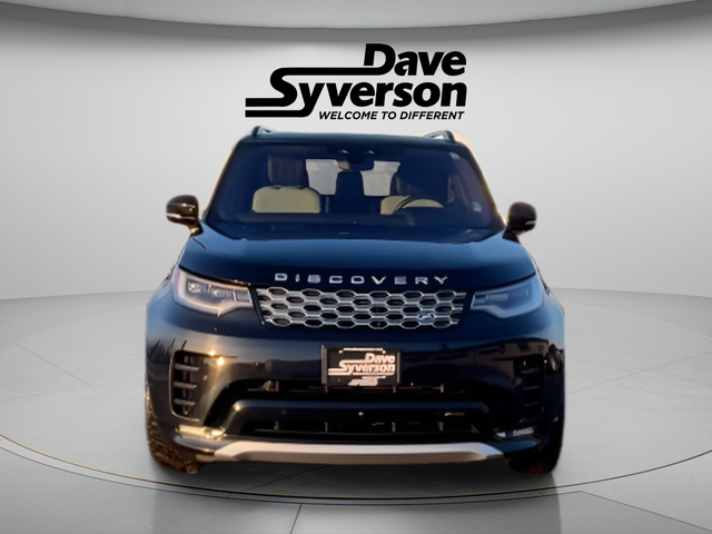 2023 Land Rover Discovery — side profile view