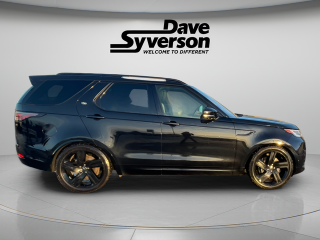 2023 Land Rover Discovery — interior view